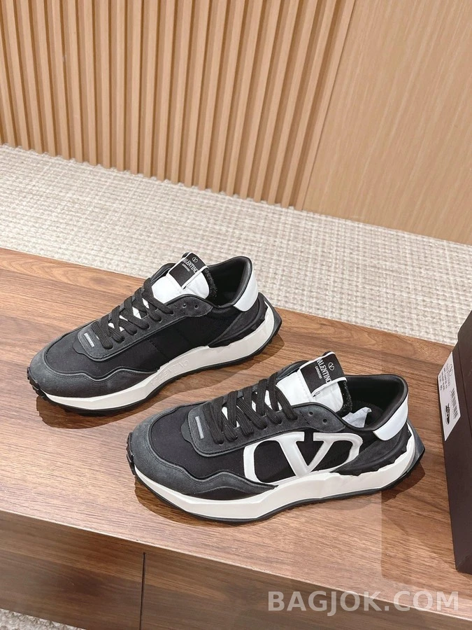 발렌티노 발렌티노 브이로고 러너 스니커즈 상세 이미지