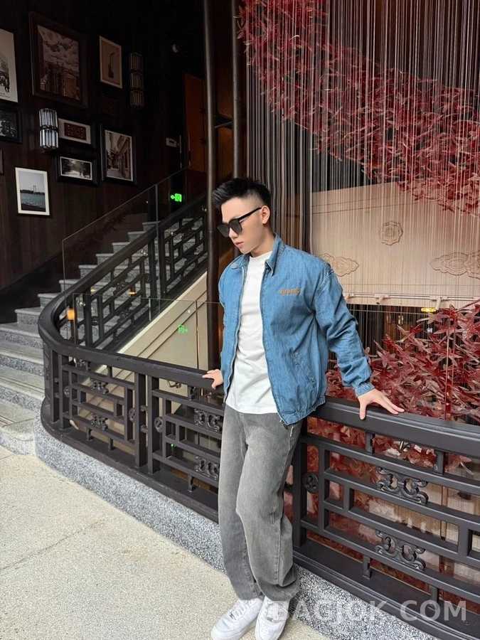 미우미우 미우미우 로고 자수 데님 재킷 상세 이미지