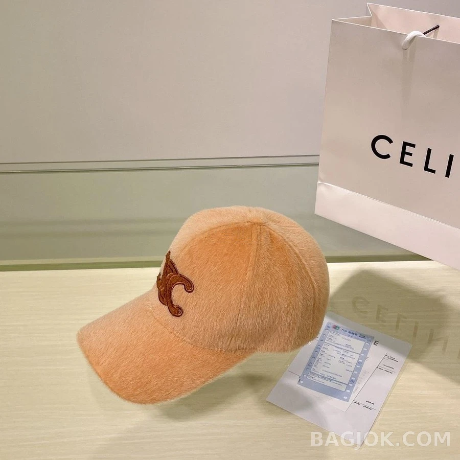 셀린느 셀린느 트리옹프 퍼 베이스볼 캡 상세 이미지