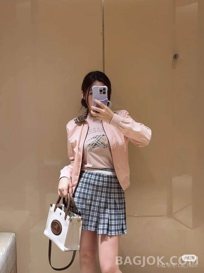 버버리 버버리 하링턴 빈티지 체크 집업 자켓 상세 이미지