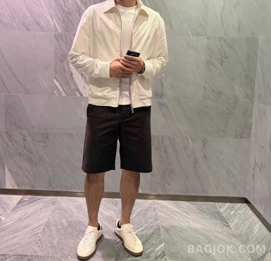 브루넬로 쿠치넬리 브루넬로 쿠치넬리 경량 집업 자켓 상세 이미지