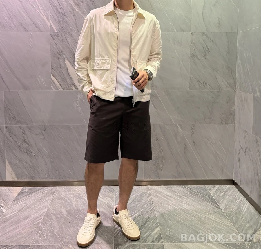 브루넬로 쿠치넬리 브루넬로 쿠치넬리 경량 집업 자켓 상세 이미지