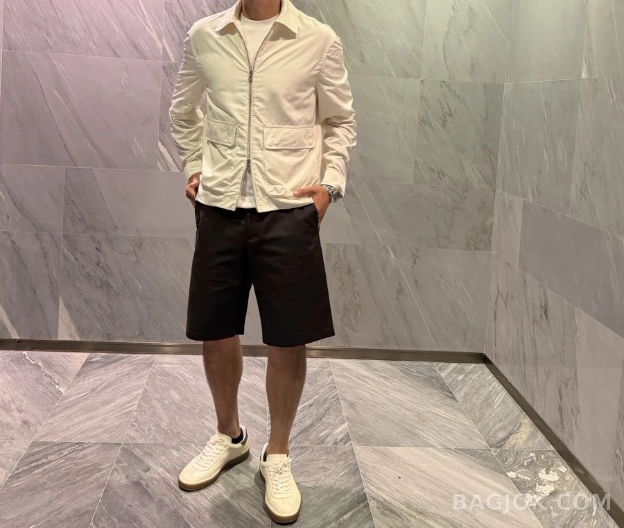 브루넬로 쿠치넬리 브루넬로 쿠치넬리 경량 집업 자켓 상세 이미지
