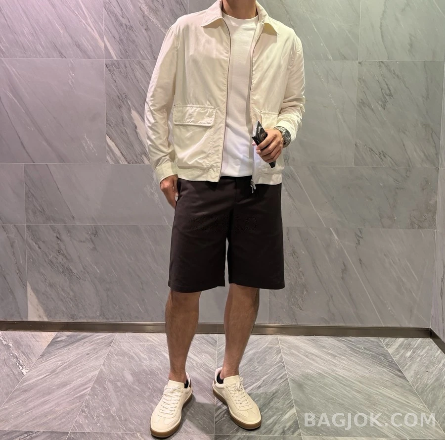 브루넬로 쿠치넬리 브루넬로 쿠치넬리 경량 집업 자켓 상세 이미지