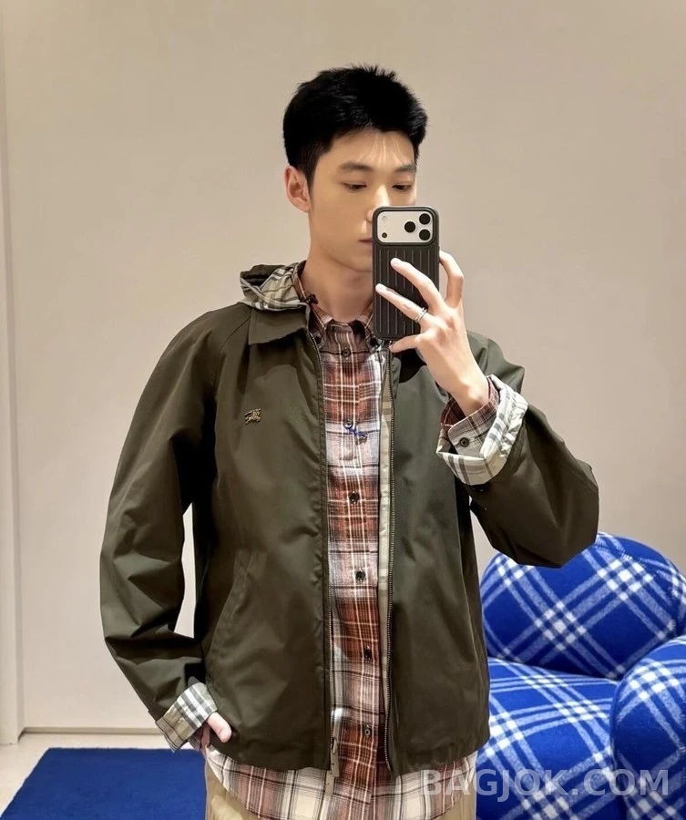 버버리 버버리 후드 로고 코튼 자켓 상세 이미지