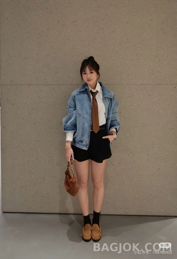 생로랑 세인트로랑 레트로 워싱 데님 자켓 상세 이미지