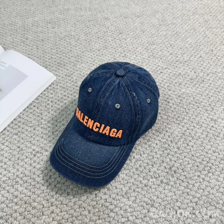 발렌시아가 발렌시아가 입체 로고 데님 베이스볼 캡 상세 이미지