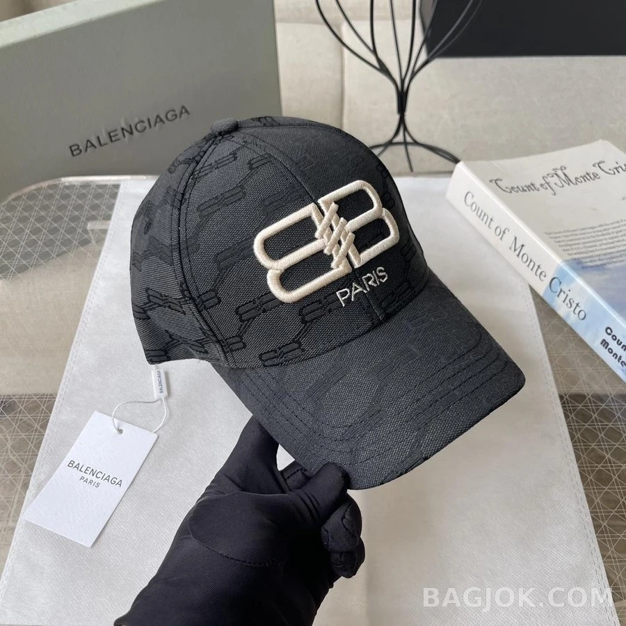 발렌시아가 발렌시아가 BB 모노그램 베이스볼 캡 상세 이미지