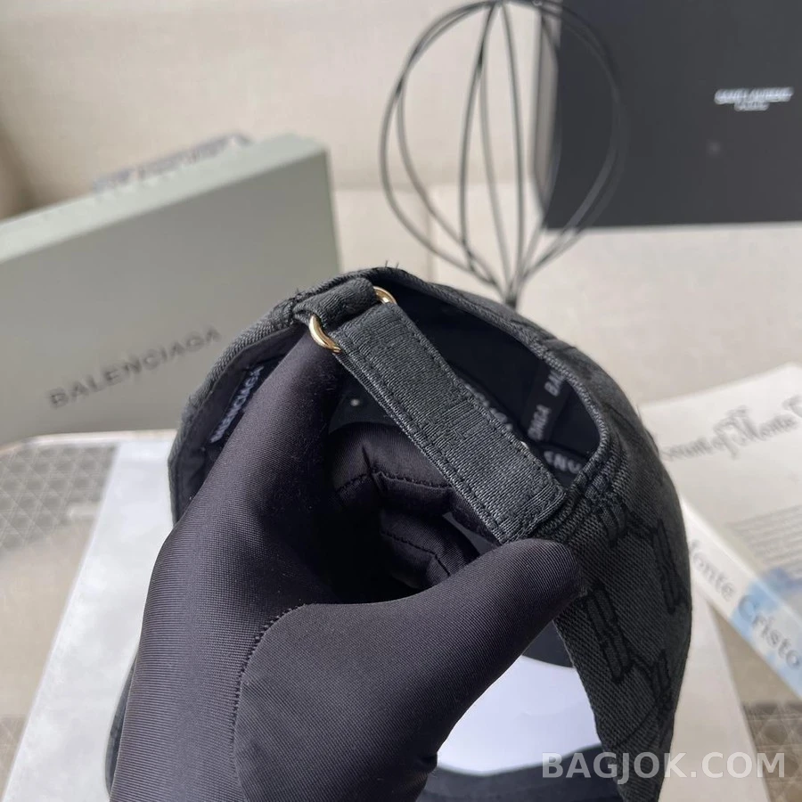 발렌시아가 발렌시아가 BB 모노그램 베이스볼 캡 상세 이미지