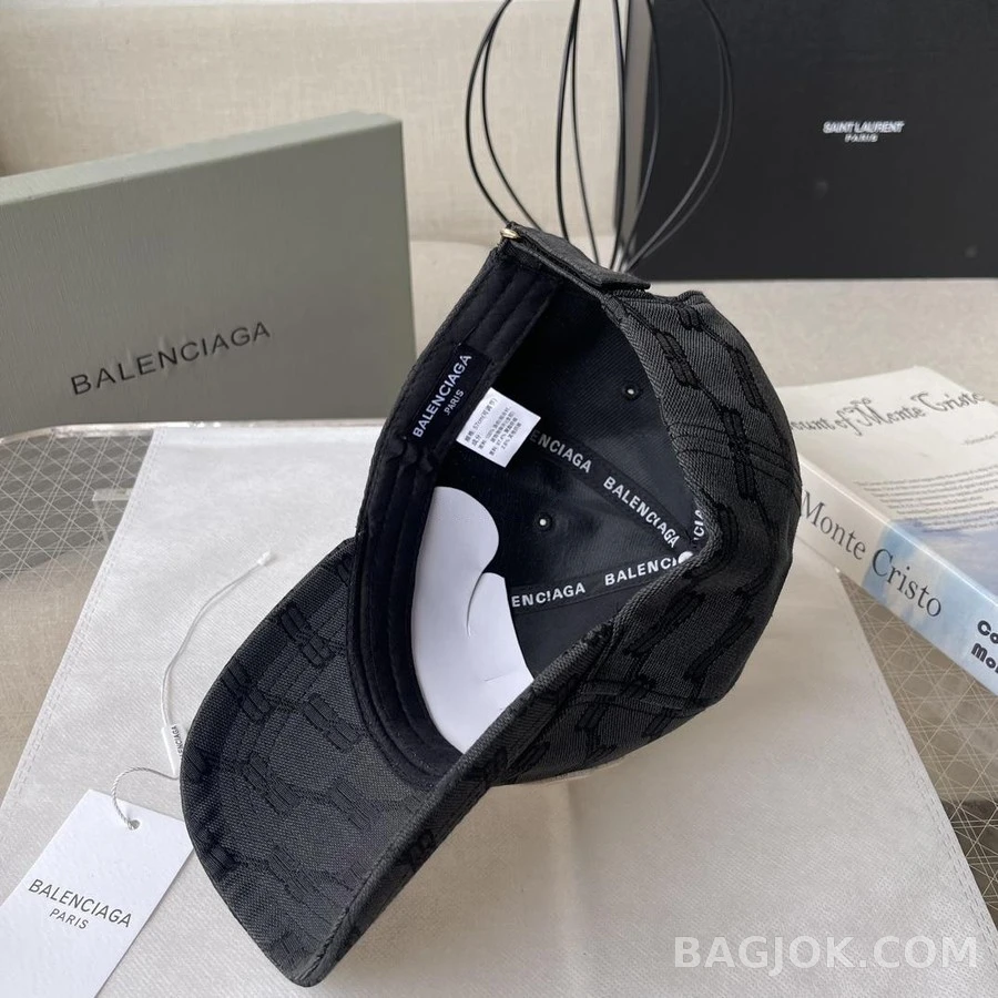 발렌시아가 발렌시아가 BB 모노그램 베이스볼 캡 상세 이미지