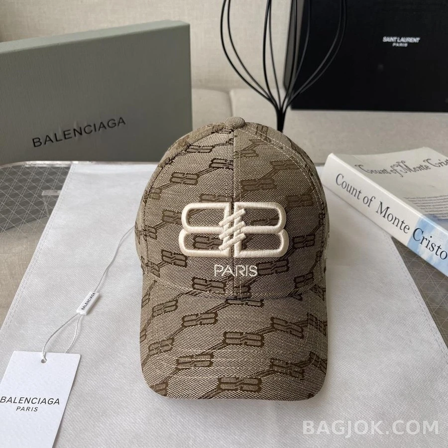 발렌시아가 발렌시아가 BB 모노그램 베이스볼 캡 상세 이미지