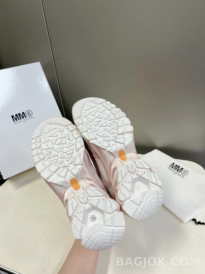 메종 마르지엘라 메종마르지엘라 MM6 디스트레스 스니커즈 상세 이미지