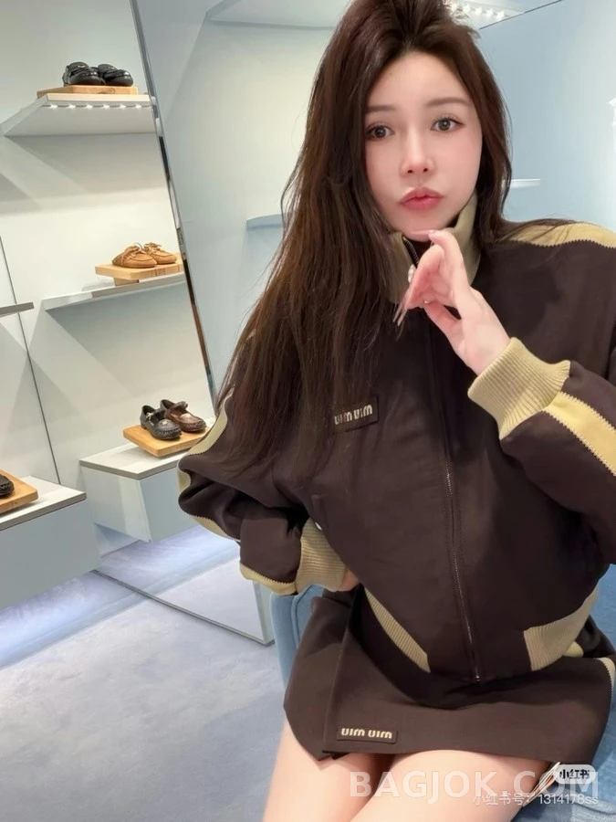 미우미우 미우미우 배색 트랙 자켓 상세 이미지