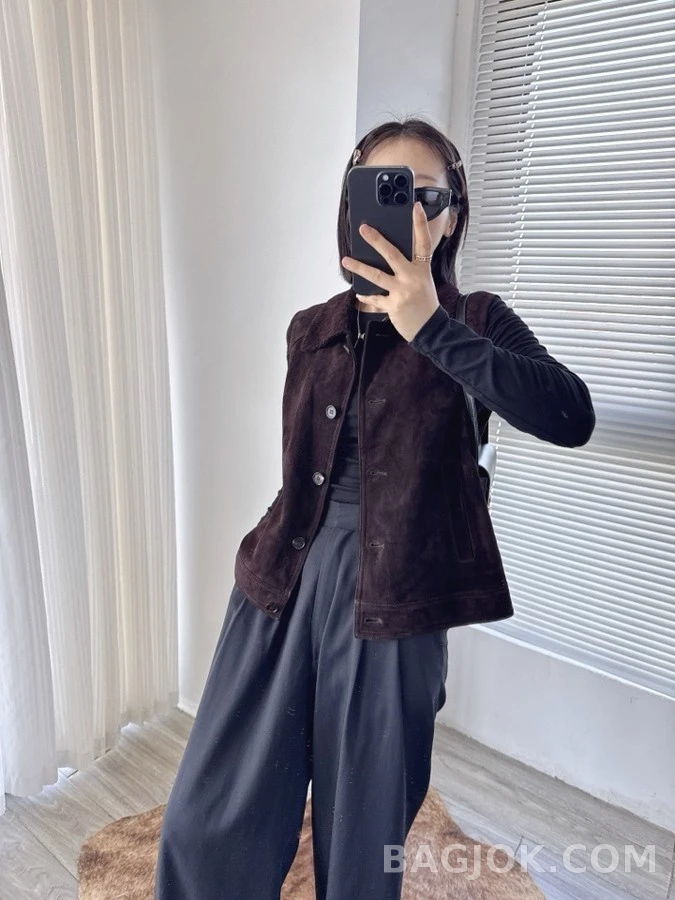 보테가베네타 보테가 베네타 수작업 편직 칼라 스웨이드 슬리브리스 상세 이미지