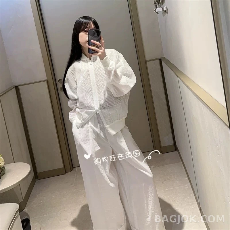 브루넬로 쿠치넬리 브루넬로 쿠치넬리 펀칭 봄버 자켓 상세 이미지