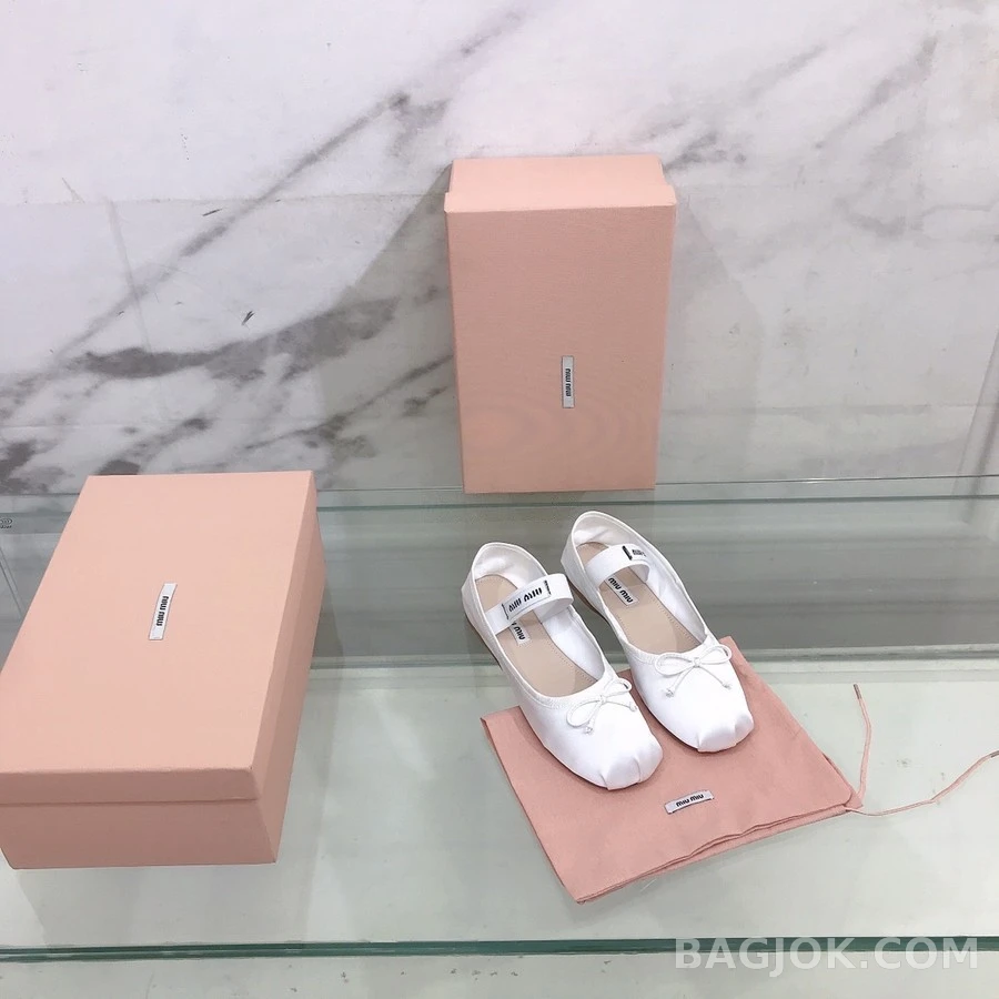 미우미우 미우미우 새틴 발레리나 상세 이미지