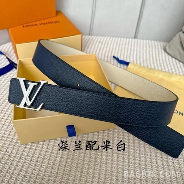 루이비통 루이비통 이니셜 토리옹 리버서블 벨트 상세 이미지