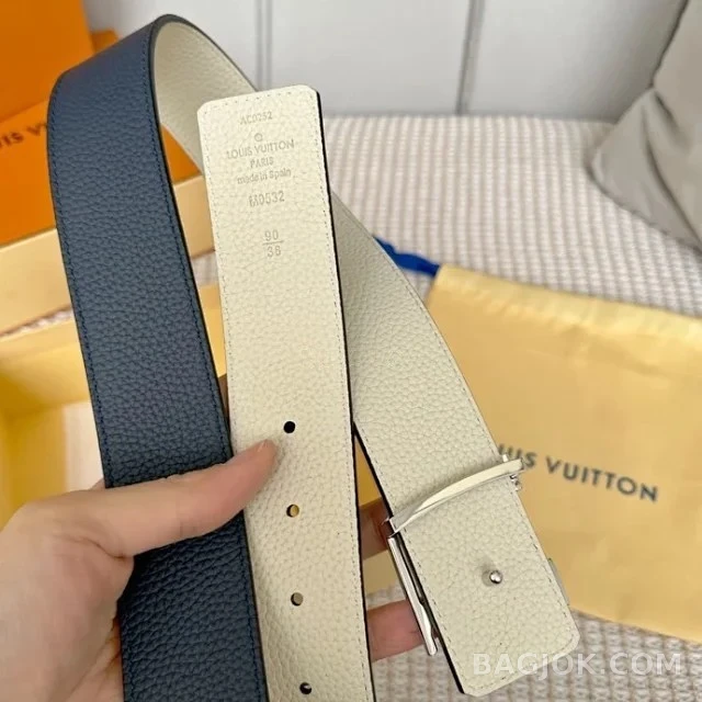루이비통 루이비통 이니셜 토리옹 리버서블 벨트 상세 이미지