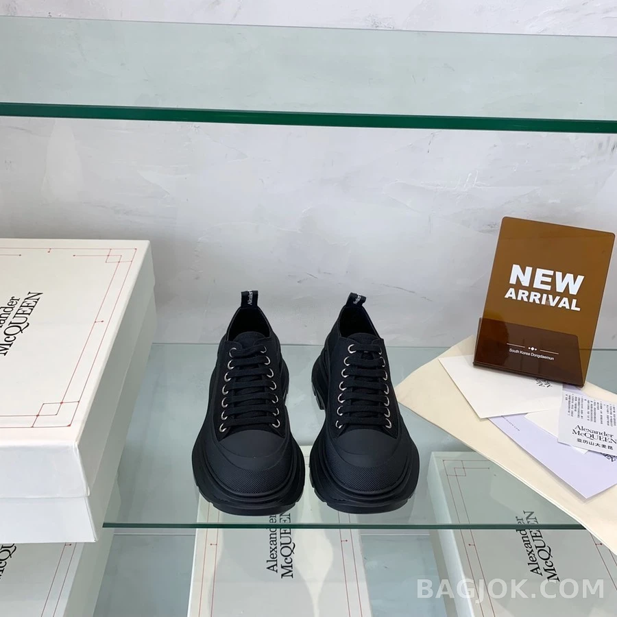 알렉산더 맥퀸 알렉산더 맥퀸 트레드 슬릭 레이스업 상세 이미지