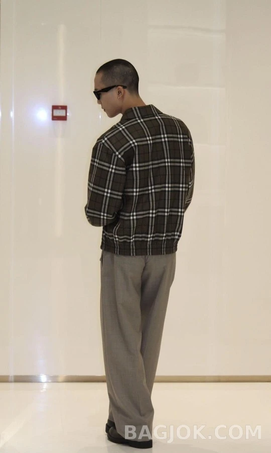 버버리 버버리 체크 캐시미어 플라이트 자켓 상세 이미지