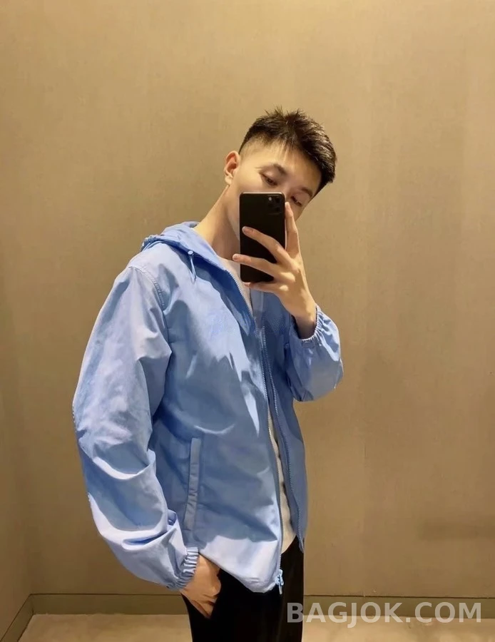 버버리 버버리 체크 배색 나일론 후드 집업 상세 이미지