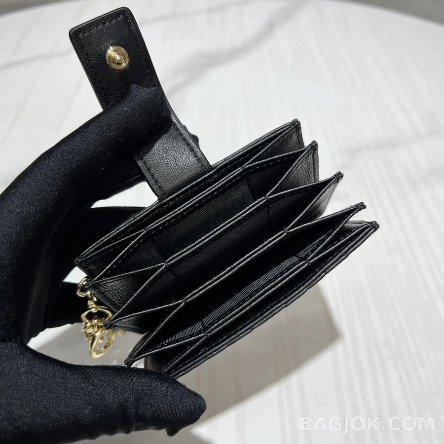 디올 디올 LADY DIOR 포켓 카드 지갑 상세 이미지