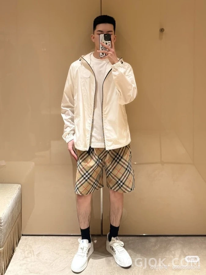 버버리 버버리 체크 지퍼 나일론 후드 자켓 상세 이미지