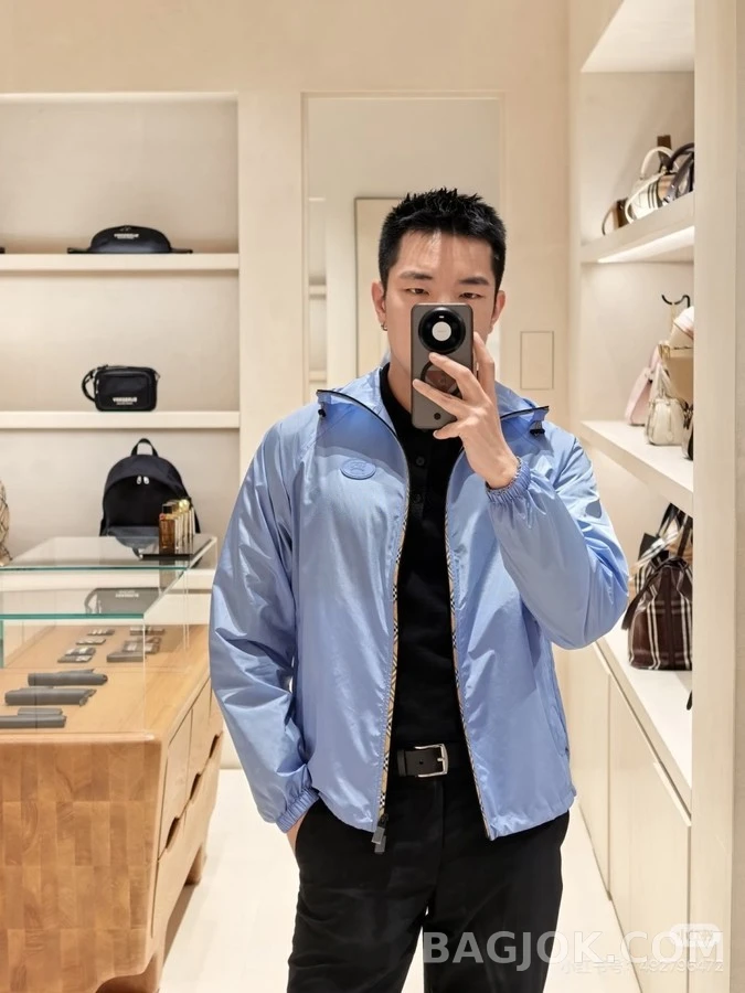 버버리 버버리 체크 트리밍 나일론 후드 자켓 상세 이미지
