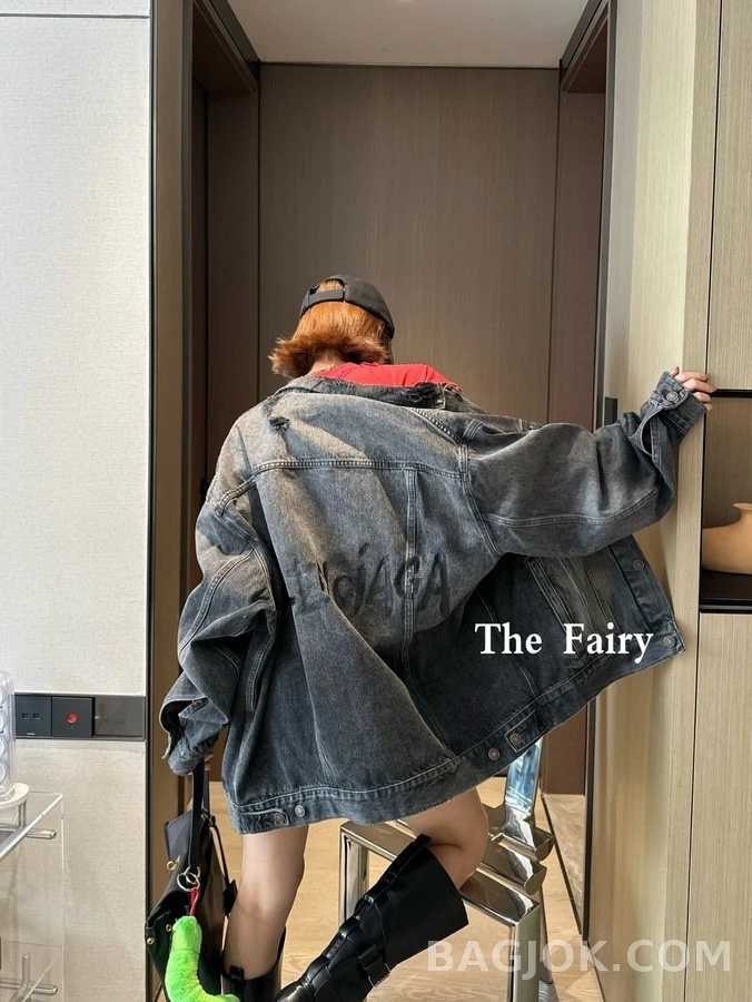 발렌시아가 발렌시아가 그라피티 레터링 워싱 데님 자켓 상세 이미지