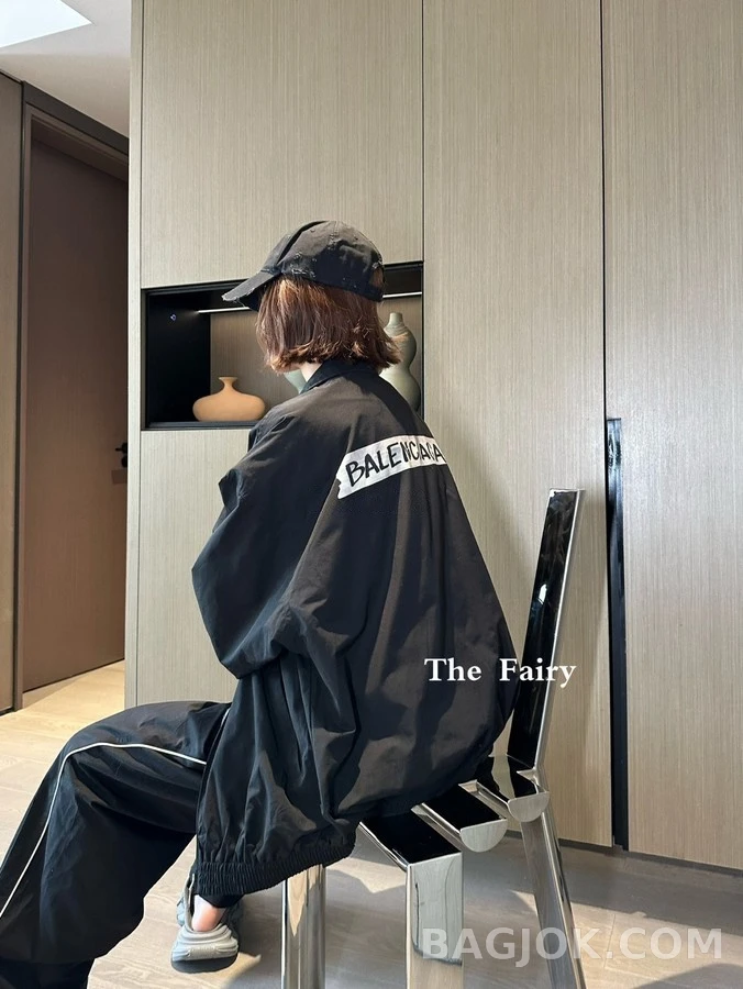 발렌시아가 발렌시아가 마스킹 테이프 트랙수트 자켓 상세 이미지