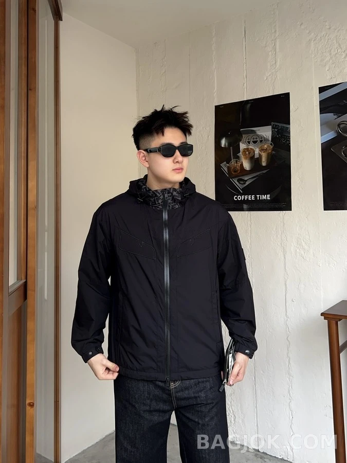 펜디 펜디 로고 후드 자켓 상세 이미지
