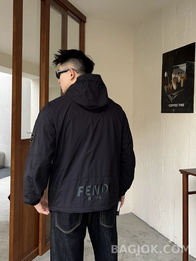 펜디 펜디 로고 후드 자켓 상세 이미지