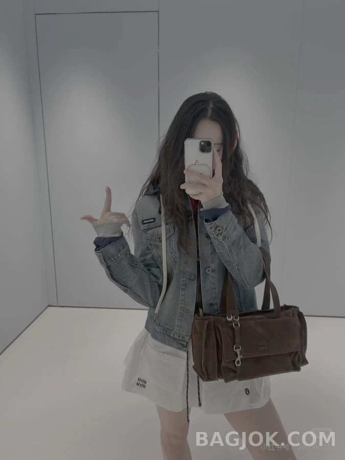미우미우 미우미우 페이크 레이어드 레터링 데님 후드 상세 이미지