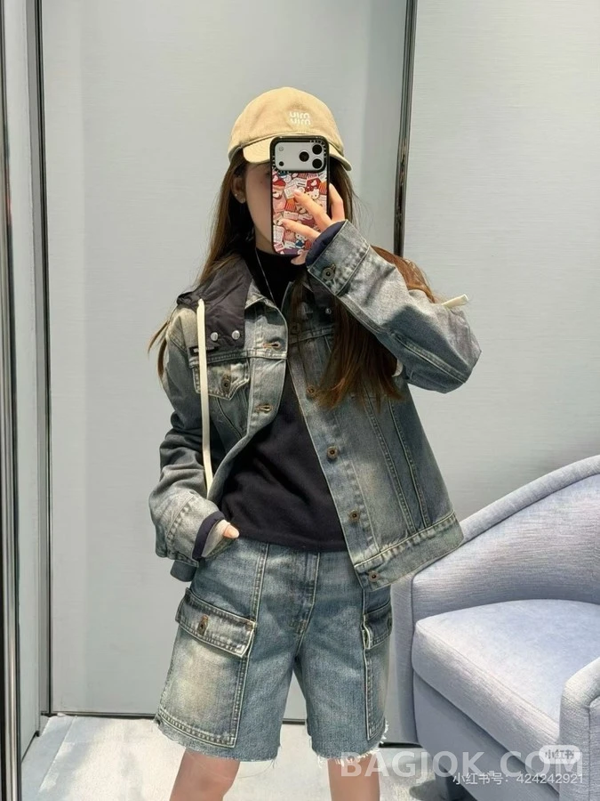미우미우 미우미우 페이크 레이어드 레터링 데님 후드 상세 이미지