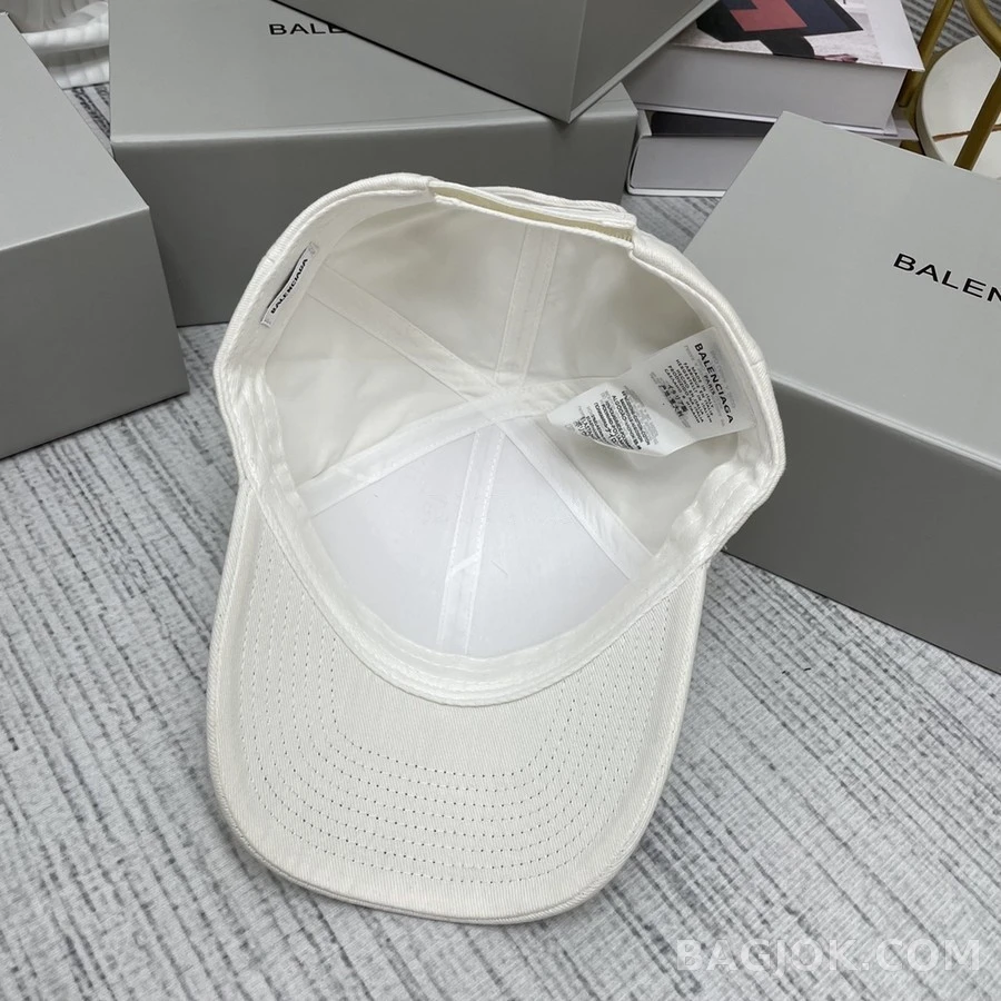 발렌시아가 발렌시아가 로고 자수 Classic 베이스볼 캡 상세 이미지