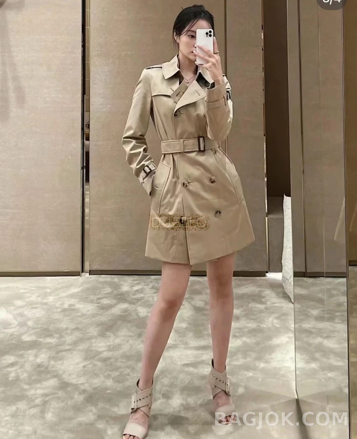 버버리 버버리 켄싱턴 쇼트 트렌치 코트 상세 이미지