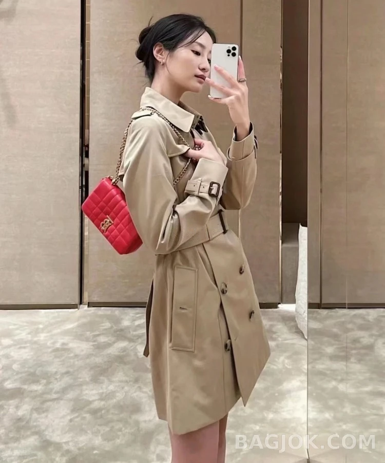버버리 버버리 켄싱턴 쇼트 트렌치 코트 상세 이미지