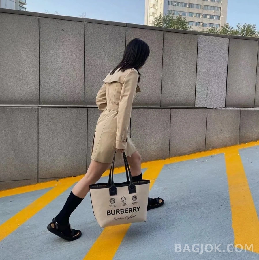 버버리 버버리 켄싱턴 쇼트 트렌치 코트 상세 이미지
