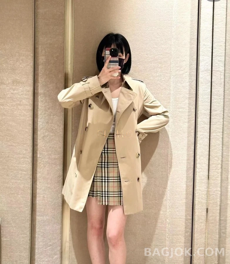 버버리 버버리 켄싱턴 쇼트 트렌치 코트 상세 이미지