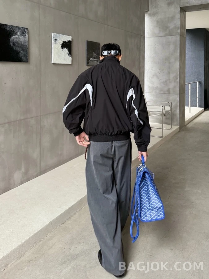 발렌시아가 발렌시아가 스트라이프 트랙 자켓 상세 이미지