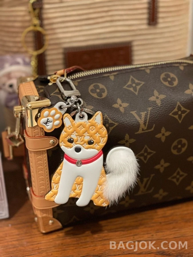 루이비통 루이비통 LV Shiba 키링 상세 이미지