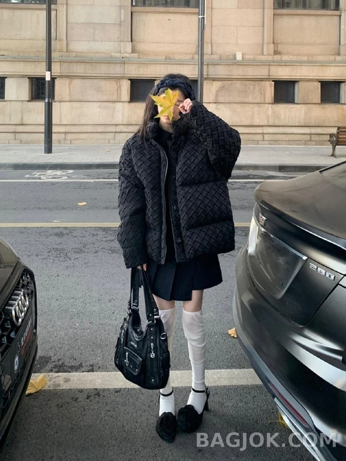 보테가베네타 보테가 베네타 인트레치오 편직 패딩 자켓 상세 이미지