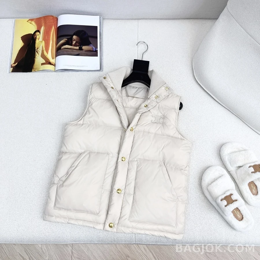 샤넬 샤넬 트리옴프 아치 장식 스탠드 칼라 패딩 베스트 상세 이미지
