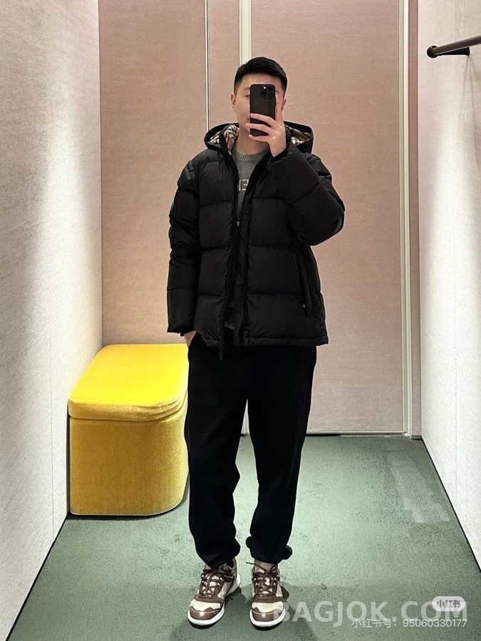 버버리 버버리 가역 후드 패딩 재킷 상세 이미지