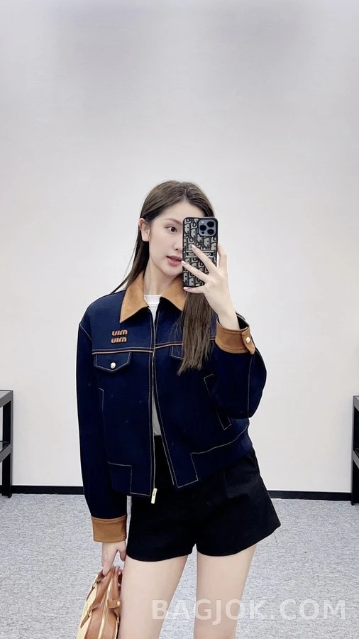 미우미우 미우미우 스웨이드 칼라 집업 자켓 상세 이미지