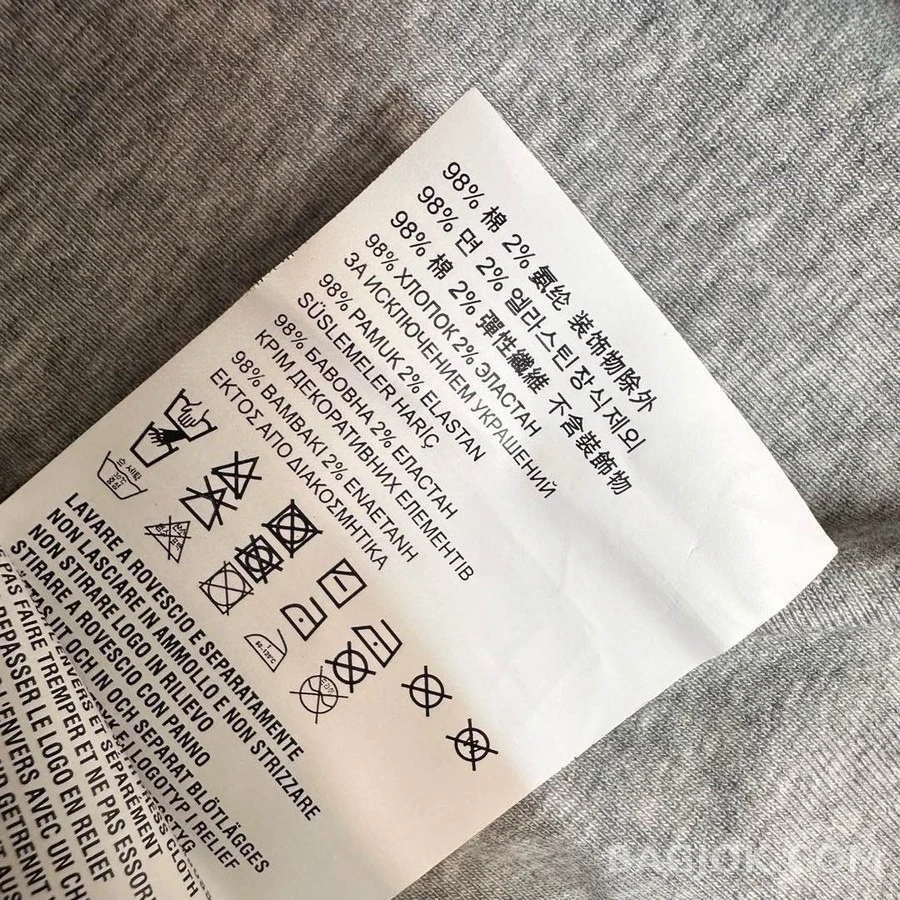 미우미우 미우미우 신상 비비드 오렌지 오버핏 가슴 로고 집업 자켓 상세 이미지