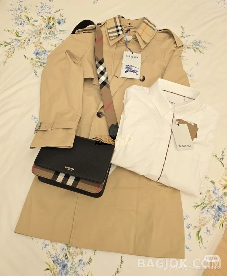 버버리 버버리 체크 카라 트렌치 코트 상세 이미지