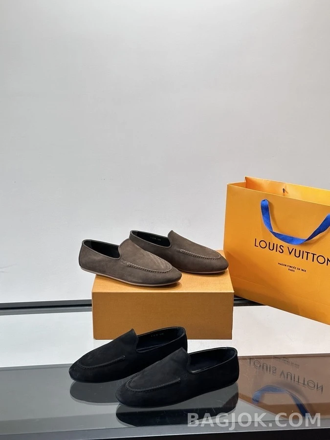 루이비통 루이비통 스웨이드 로퍼 상세 이미지