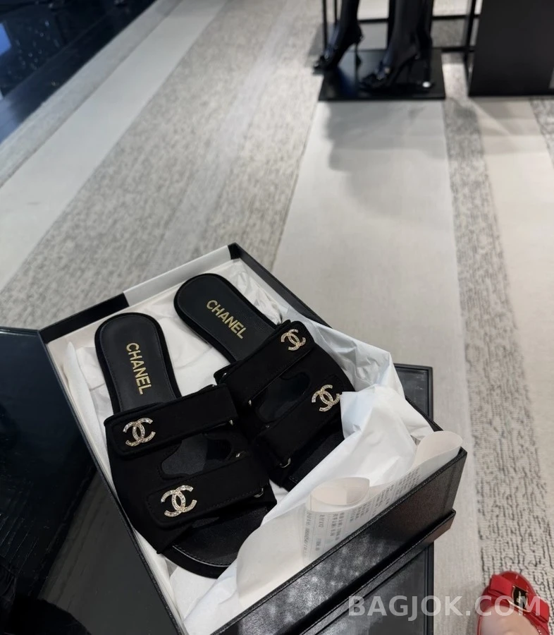샤넬 샤넬 로고 스웨이드 샌들 상세 이미지