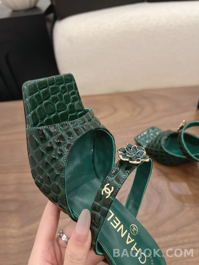 샤넬 샤넬 악어 엠보싱 스퀘어토 뮬 힐 상세 이미지